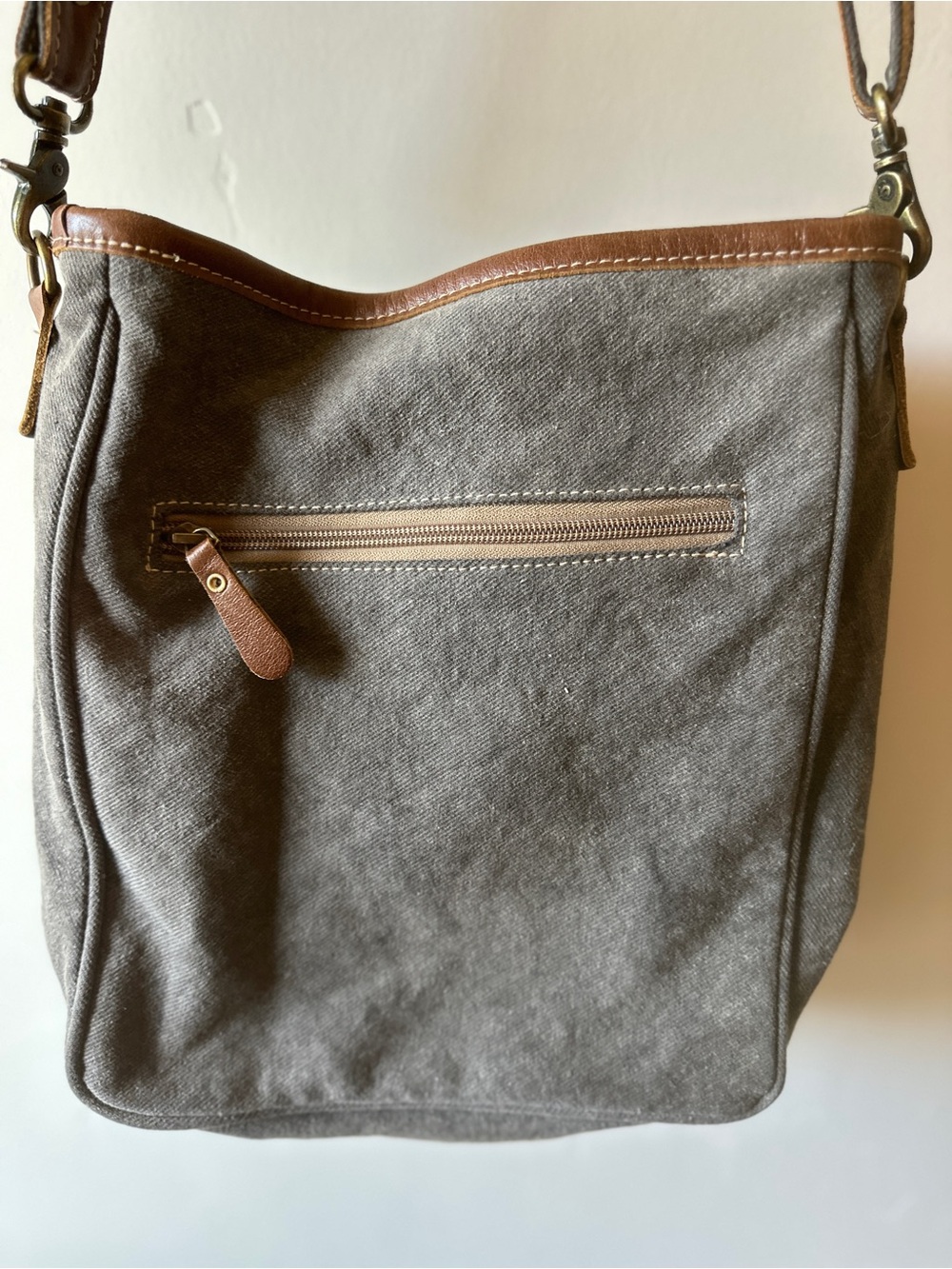 Myra Bag Brown & Gray Southwestern Crossbody Shoulder Bag - Picture 4 of 6